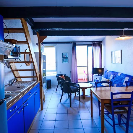 Palmyra-5 By Interhome
